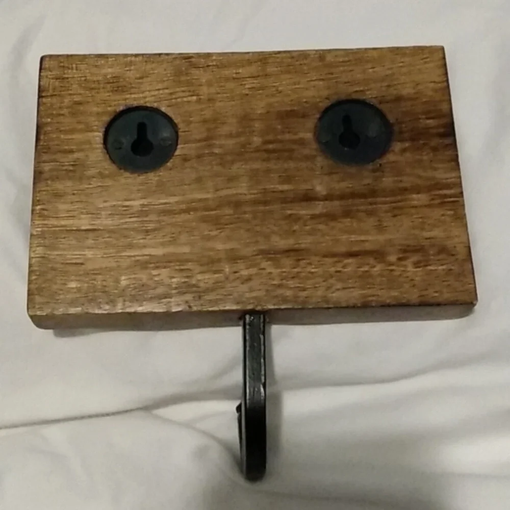 Wooden Elephant wall hanger with metal hook